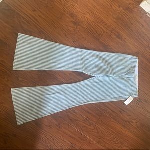 Ella Moss Blue Jay Pull on Flare